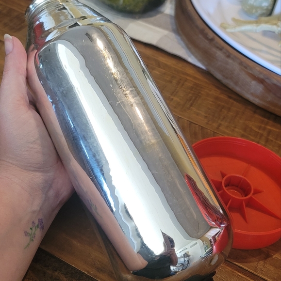 Vintage Aladdin Thermo Bottles-Red and Black  Plaid - Picture 3 of 11